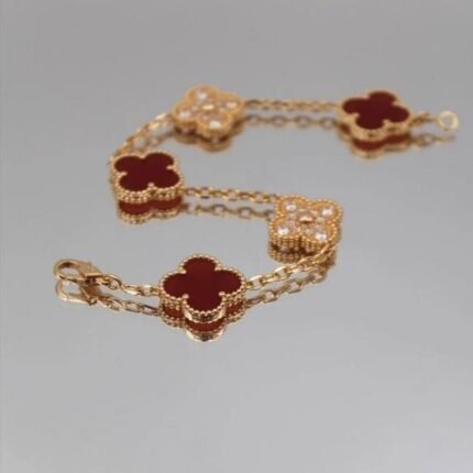 Van Cleef & Arpels Gold Bracelet Red Crystal