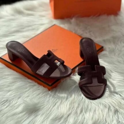 Hermès Oasis Heeled Sandals Brown