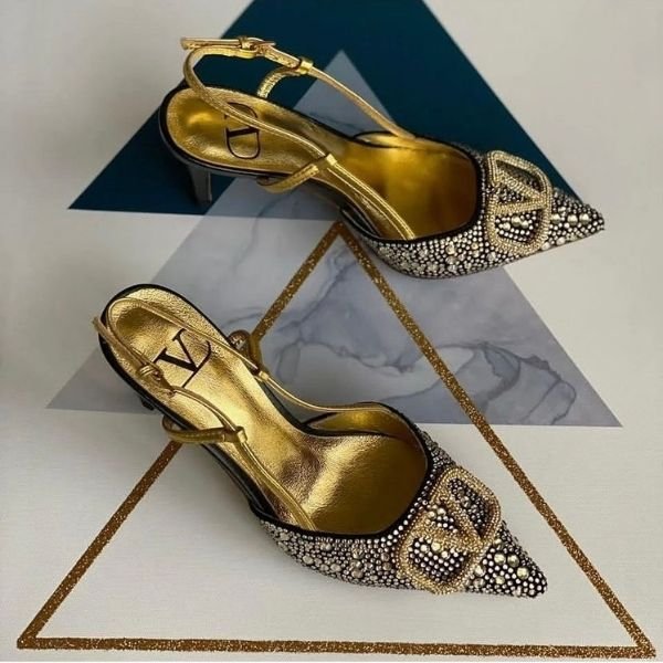 323 Valentino Embellished Vlogo Signature Patent Leather Slingback Pump Heels Pointed Toe 80mm Black Gold - Image 1