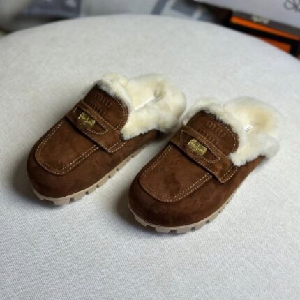 Miu Miu Logo-Embossed Fur Suede Mules Slip-On Cocoa Brown