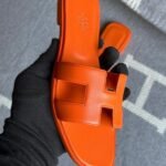 Hermès Oran Flat Sandals Orange - Image 4