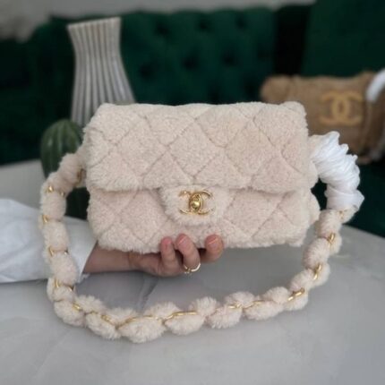 Chanel Fur Quilted Flap Purse Shoulder Hand Bag White