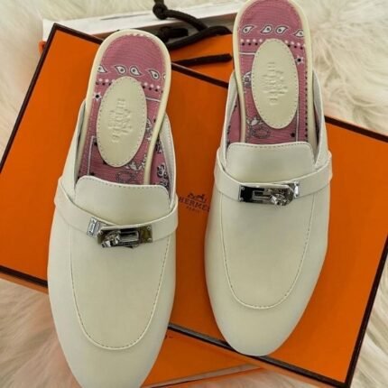 Hermès Oz Mules Printed Leather Palladium Buckle Slip-On Shoes Beige