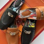Hermès Oz Mules Printed Leather Palladium Buckle Slip-On Shoes Brown - Image 2