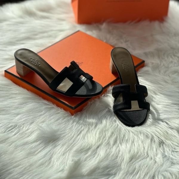 273 Hermès Oasis Heeled Sandals Slip-Ons Leather Black - Image 1