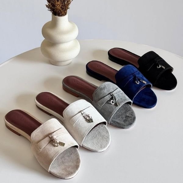 500 (501) Loro Piana Charm Suede Slides Flats Slip-Ons Sandals Navy Blue - Image 1