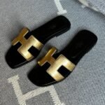 Hermès Oran Flat Sandals Slip-Ons Slides Multicolor Gold - Image 3