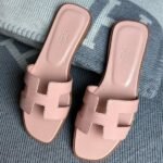 Hermès Oran Flat Sandals Slip-Ons Slides Light Peach Pink - Image 3