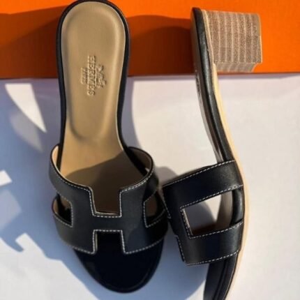 Hermès Oasis Heeled Sandals Slip-Ons Black