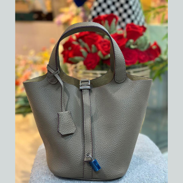 BUCKET (1) Hermès Picotin Lock 18 Gris Meyer Clemence Leather Top Handle Shoulder Hand Bag Palladium Hardware Taupe with Free Perfume - Image 1